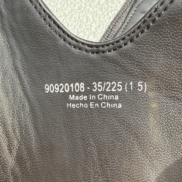 ✨Host pick✨Charles & Keith Black Combat Boots (Warm reminder R35 L36) - Picture 5 of 6